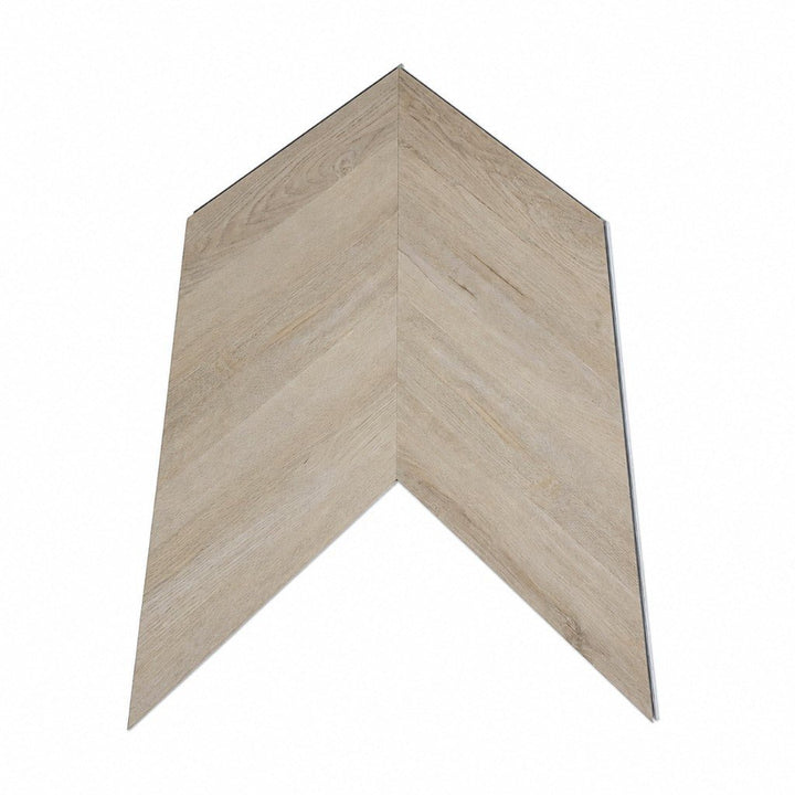 Designboden Chevron SolidLock silent 70-05 Schönbrunn Braun – geklickte Dielen mit nahtlosem Verbund demonstrieren einfaches Click-System und perfekte Passgenauigkeit - Reud Bodenarena