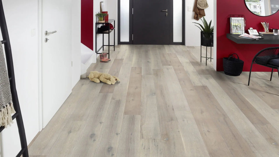 Boracay Eiche rustikal gefast strukturiert farblich hell veredelt Hartwachsöl Landhausdiele Fertigparkett