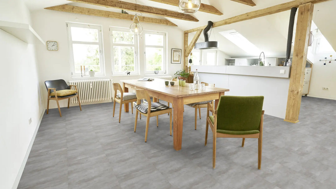 GreenLine Silent XL Stone Fliesenoptik Sichtestrich hell mit Trittschalldämmung Vinylboden