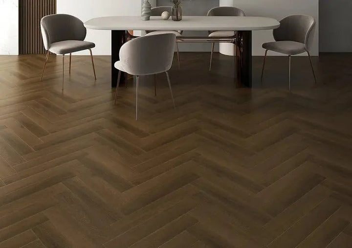 Herringbone Fischgrät Royal Pine mit integrierter Trittschalldämmung Vinylboden Klick