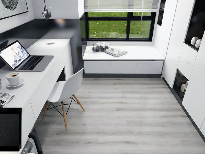 CHECK expert Anna Eiche Breitdiele zum Verkleben Vinylboden