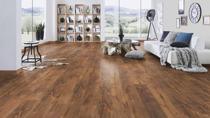 Detailansicht von Kronoflooring Kronofix Classic Smugglers Cover Oak Laminat – Reud Bodenarena