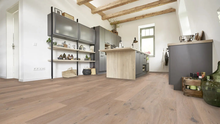 Parkett Nebraska Eiche rustikal handgehobelt geräuchert weiß geölt Fertigparkett Klick