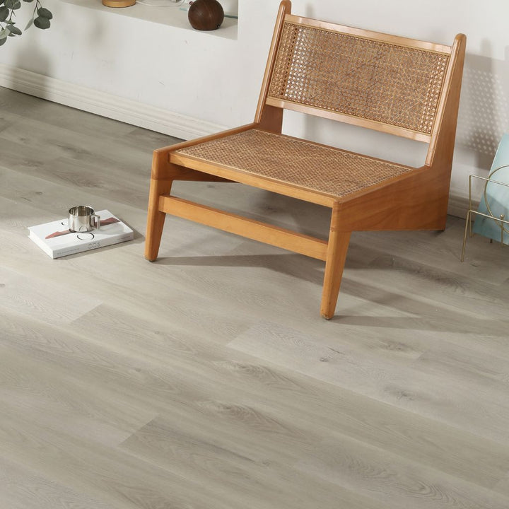 Klick Vinyl Eiche Kim grau-beige mit Trittschall