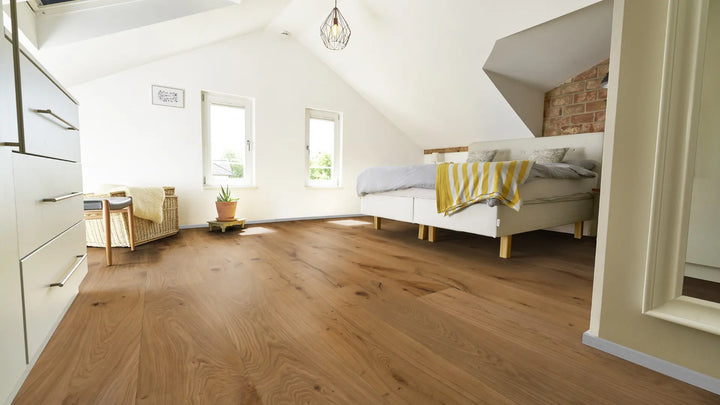 Schlossdiele Haon Eiche XXL rustikal gefast gebürstet natur geölt Landhausdiele Fertigparkett Klick