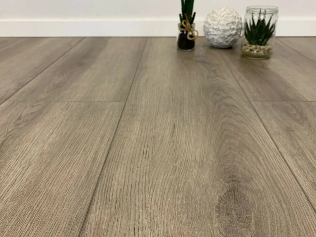 Rigid SPC VinyRock Basic Plus Columbia River mit V-Fuge Vinylboden