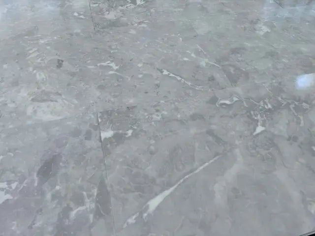 Vinyrock XL Gloss Fliesenoptik Hochglanz Zubara Marmor weiß