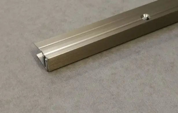 Profil Repac PLP 7/17 Abschluss edelstahl 270cm – Reud Bodenarena