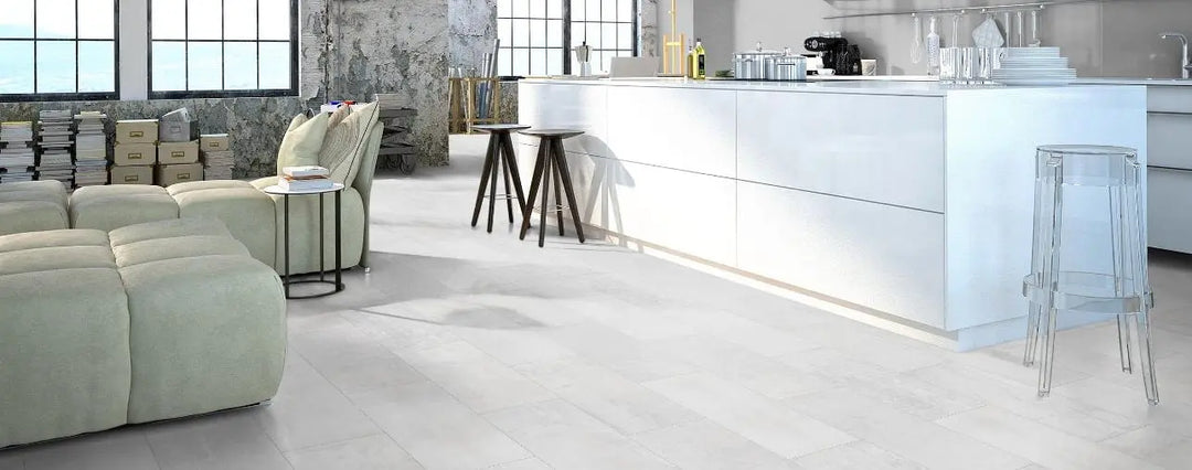 Visiogrande Fliesenoptik Fliessestrich weiss - Infinity Arktis Laminat