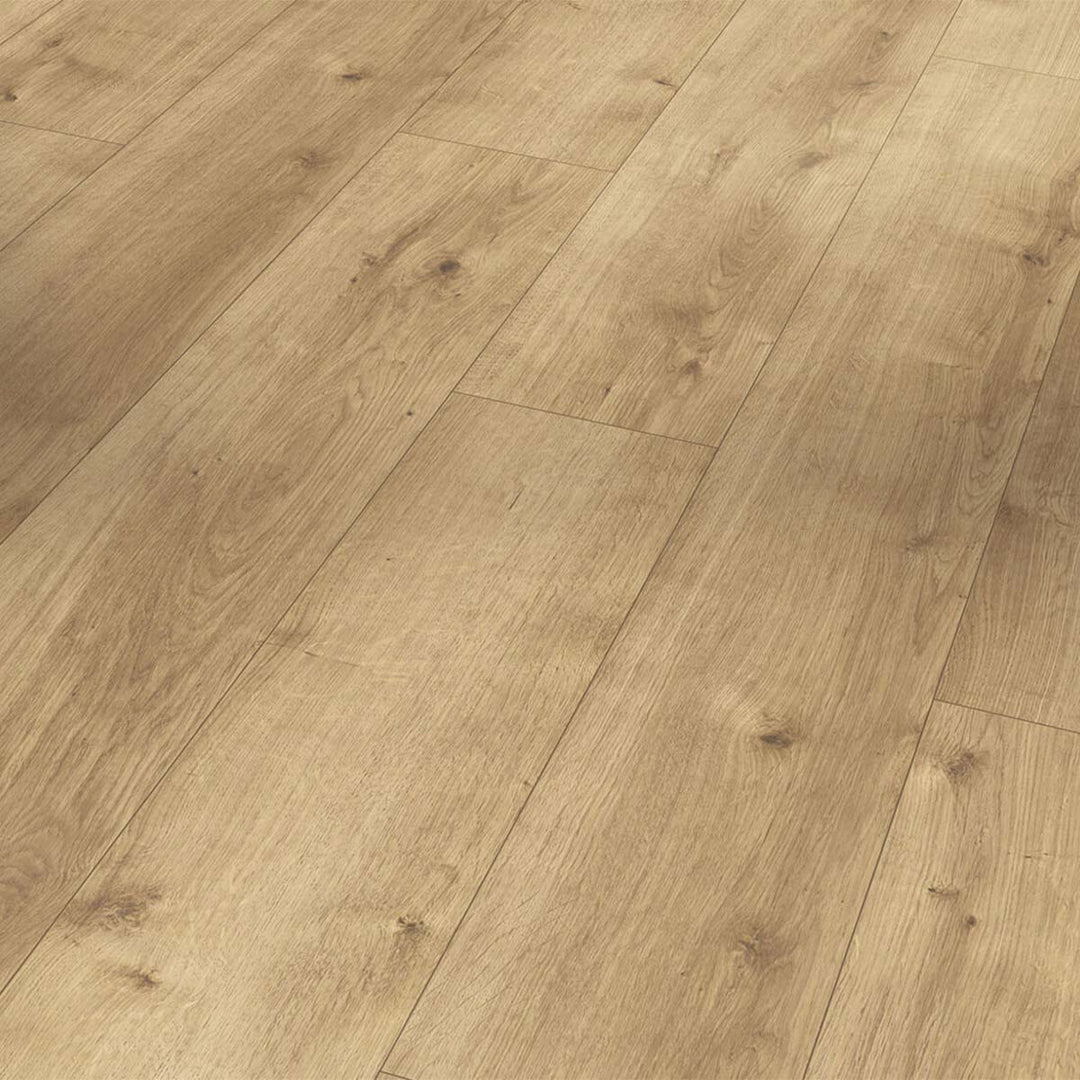 Designboden Eiche Pure Natur Parador in heller Eichenoptik als verlegte Bodenfläche