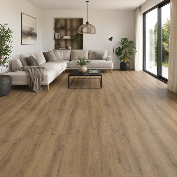 Klick Vinyl Eiche Kangri Naturbraun mit Trittschalldämmung in einem modernen Wohnzimmer