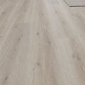 Hybridboden Stockholm Oak Krono Binyl Pro - Restposten