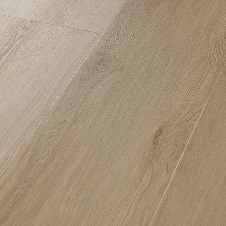 Nahaufnahme Klick Vinyl Eiche Roma: beige-natürliche Holzoptik mit geprägter Oberfläche von Reud Bodenarena