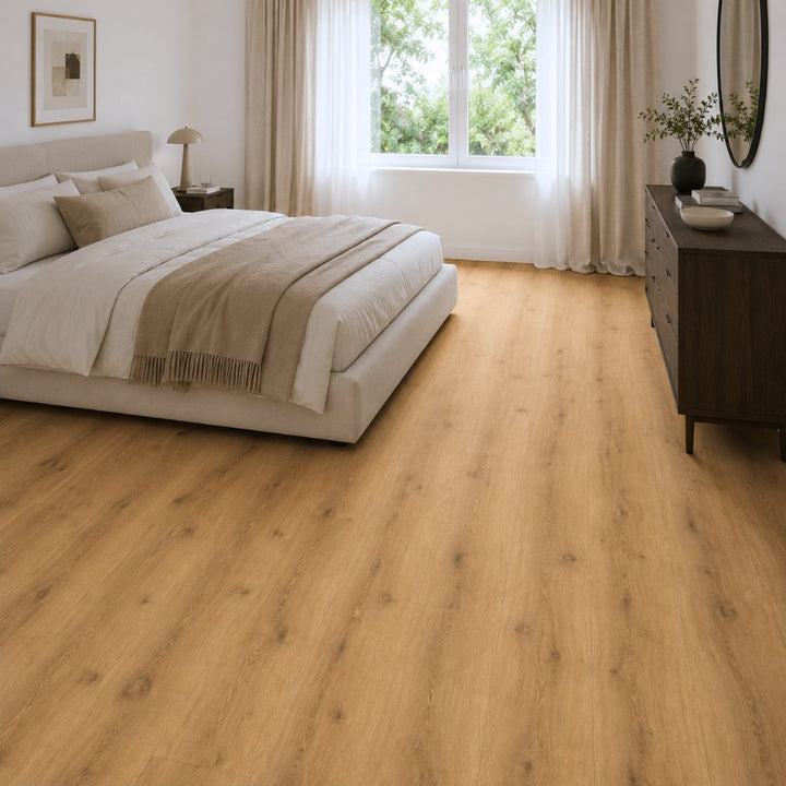 schlafzimmer.jpgKlick Vinylboden Eiche Tundra im Schlafzimmer sorgt für warme Atmosphäre und Wohnkomfort – Reud Bodenarena.