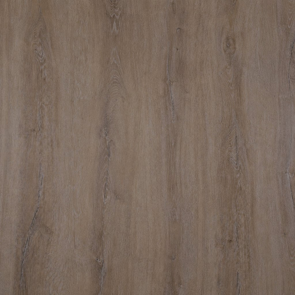 Nahaufnahme der authentischen Rissstruktur und Holzmaserung des Klick Vinylbodens Risseiche Eiche Bronze – Reud Bodenarena