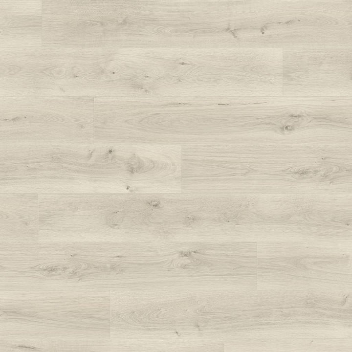 Laminat EGGER NatureSense Aqua Pinot Eiche weiß EL2111, Dekoransicht der hellen Landhausdielen von Reud Bodenarena