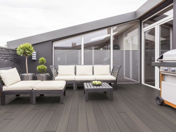 BambooGard ECO CAP BPC Terrassendiele Kammerprofil co-extrudiert C69B Silver Gum Länge 400cm