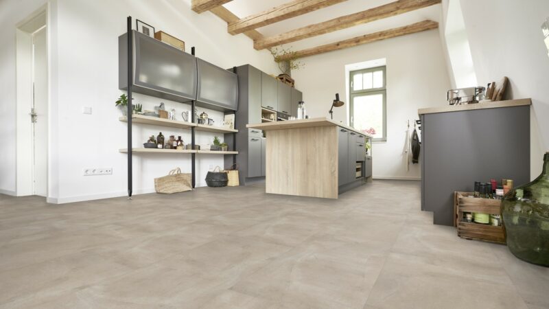 GreenLine Silent XL Stone Fliesenoptik Beton sand mit Trittschalldämmung Vinylboden Klick